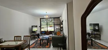 Тихая 3-комнатная квартира без маклера в Тель-Авиве на аренду