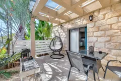 Отдых в цимерах Тиффани с частным бассейном и джакузи