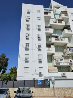 Требуется уборщица для семиэтажного дома в районе каньона Лев Ашкелон