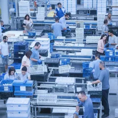 Работа на пластиковом заводе в Кацрин с жильем и питанием